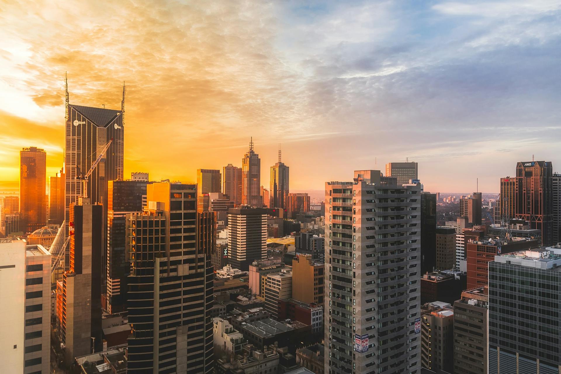 Blick auf eine Stadtsilhouette | Quelle: Pexels