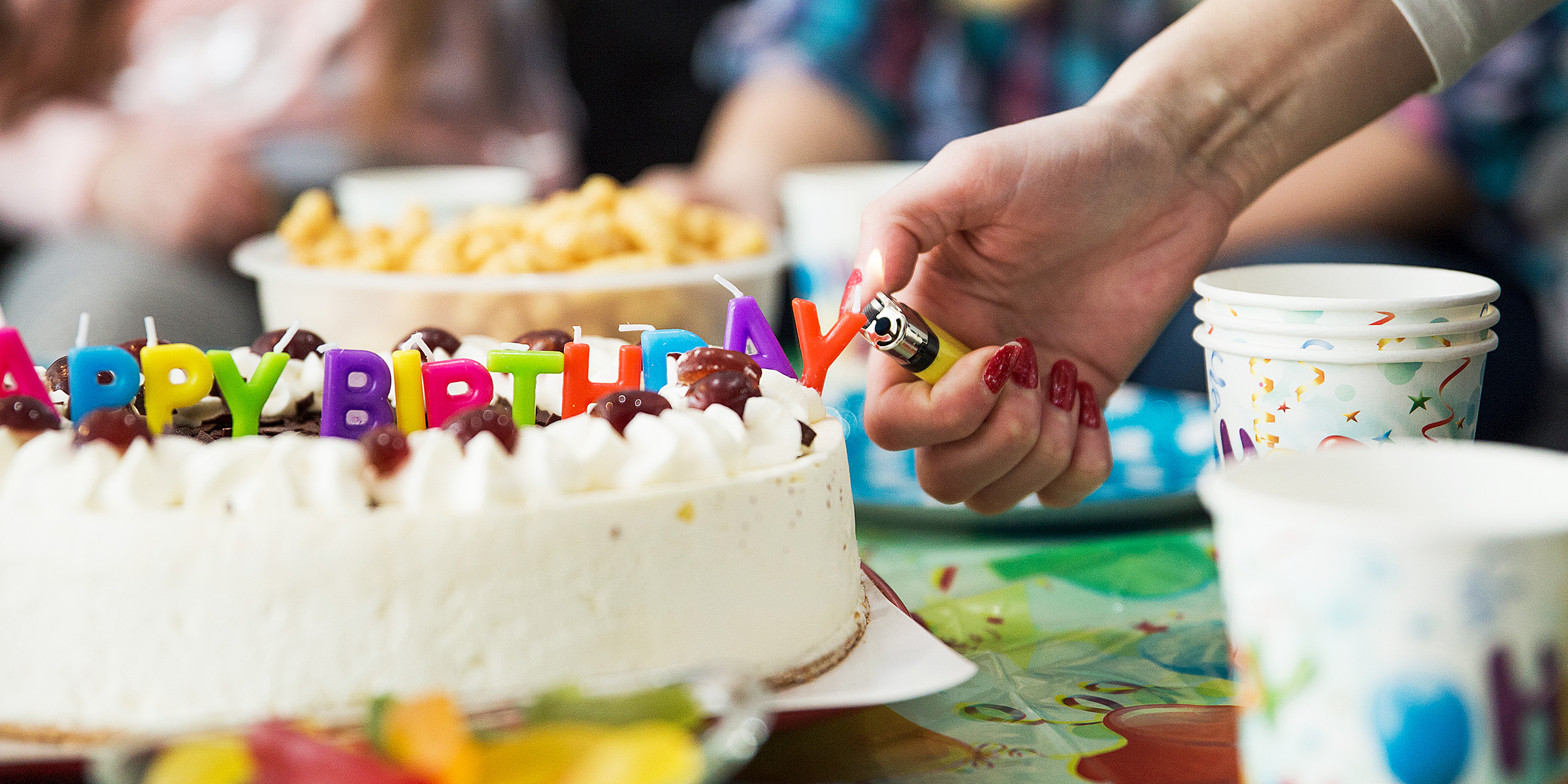 Eine Geburtstagstorte | Quelle: Freepik