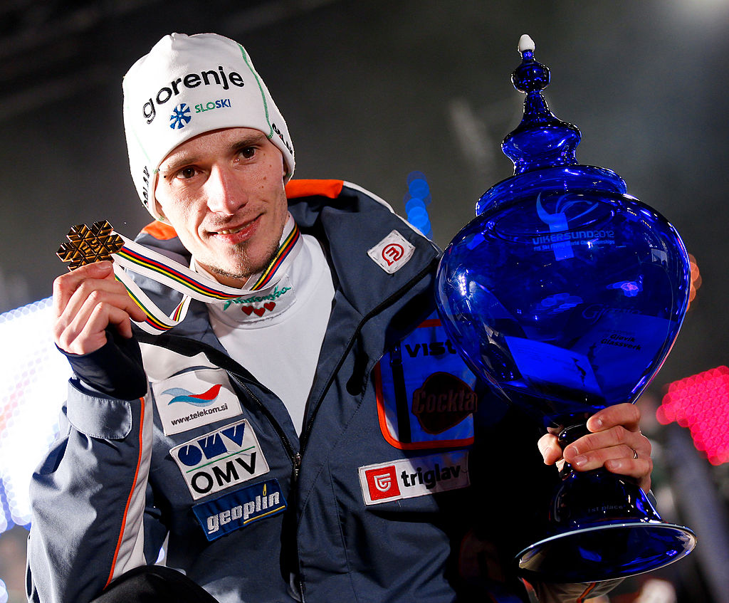 Robert Kranjec aus Slowenien belegt den 1. Platz bei den FIS-Skiflug-Weltmeisterschaften auf der HS225-Schanze am 25. Februar 2012 in Vikersund, Norwegen. | Quelle: Getty Images