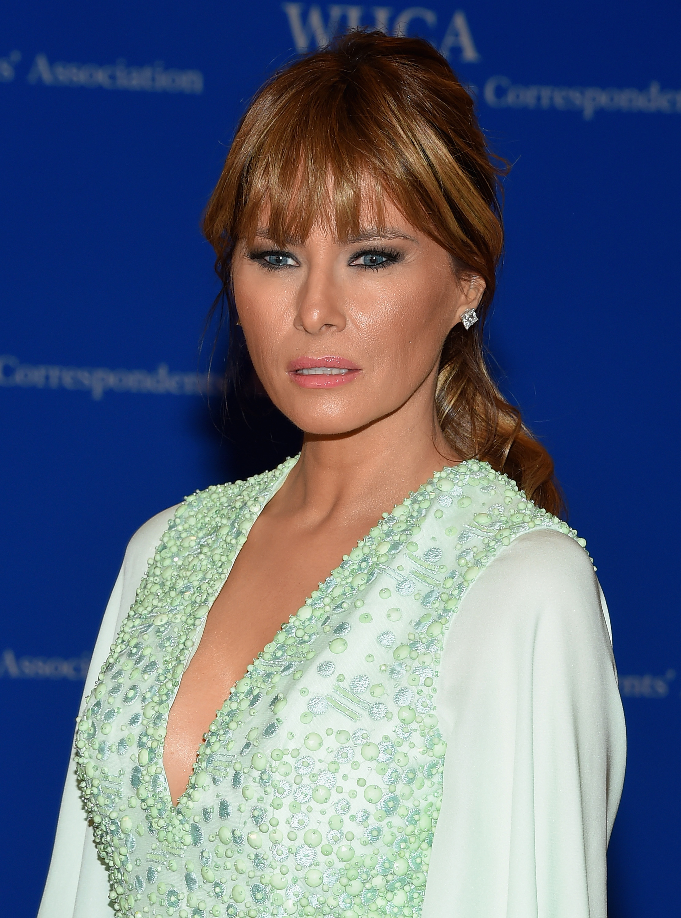 Dieses Foto aus dem Jahr 2015 wurde zu einem wichtigen Vergleichspunkt in späteren Diskussionen über Trumps Aussehen. Experten, die ihre Gesichtszüge im Laufe der Zeit untersuchten, verglichen Bilder aus dieser Zeit oft sowohl mit früheren als auch mit neueren Fotos. | Quelle: Getty Images
