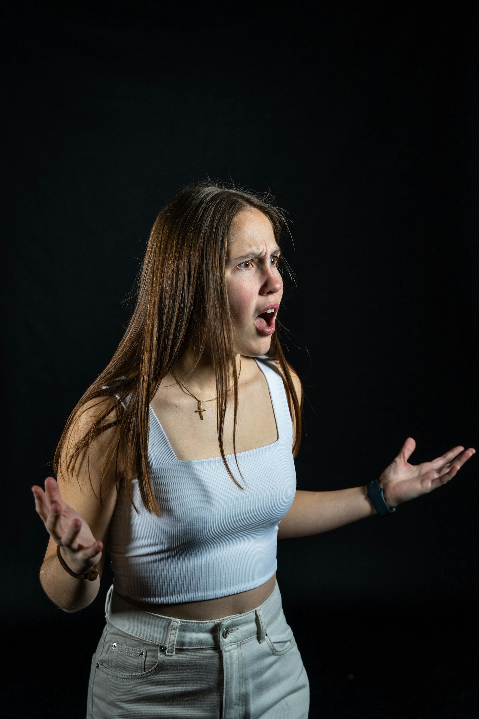 Eine ungläubige Frau | Quelle: Unsplash