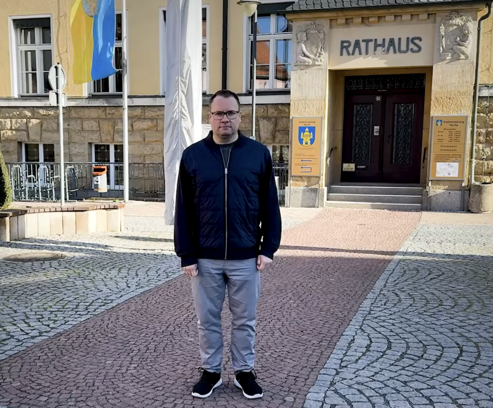 Ray Lange, der betroffene Feuerwehrmann | Quelle: Der betroffene Feuerwehrmann spricht in einem exklusiven "Sachsen Fernsehen" - Interview über den Vorfall mit der Polizei | Quelle: youtube.com/watch?v=3iVCPcSmli8