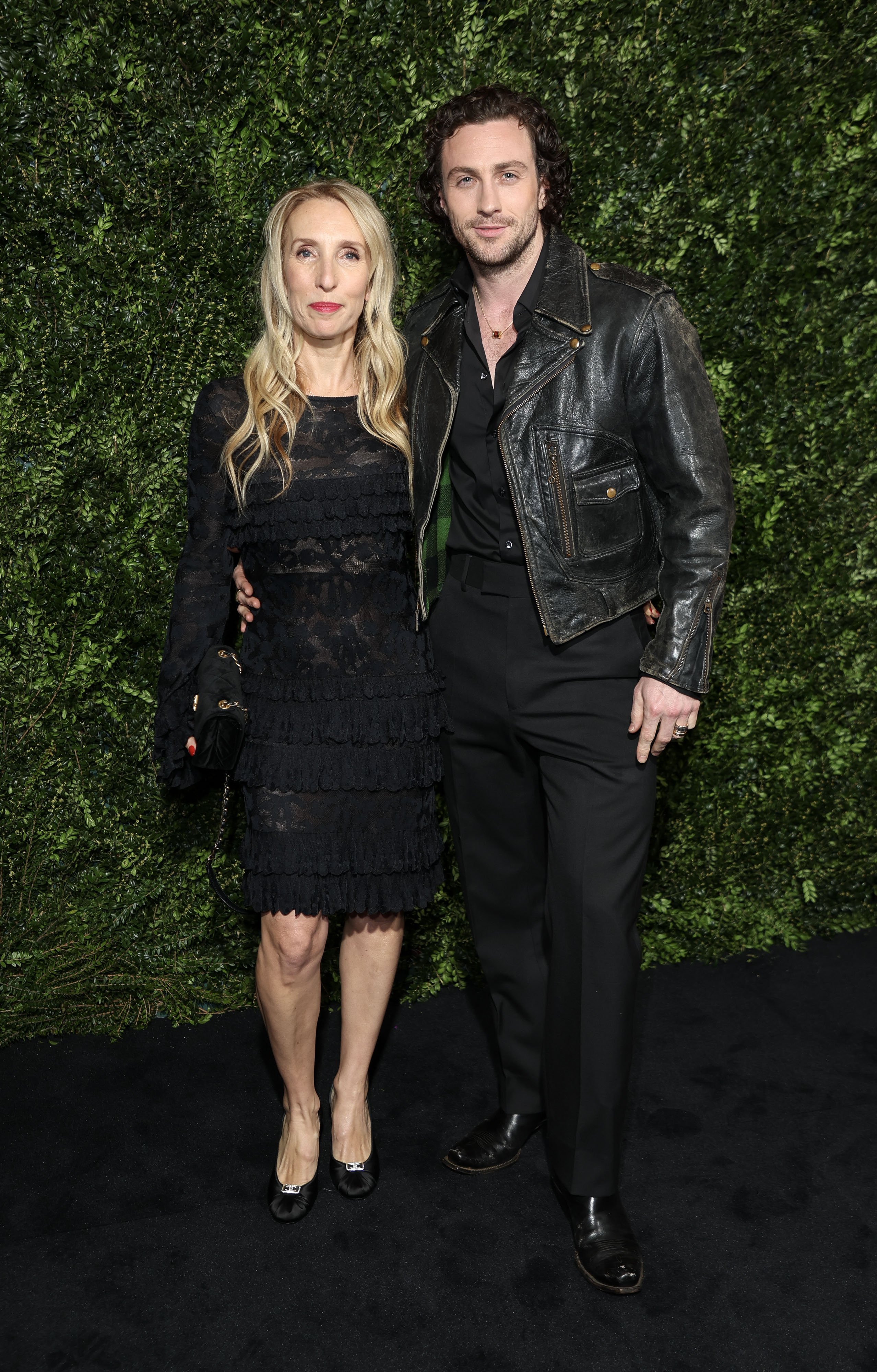 Sam und Aaron Taylor-Johnson besuchen die Charles Finch & Chanel Pre-BAFTA Party am 17. Februar 2024 | Quelle: Getty Images