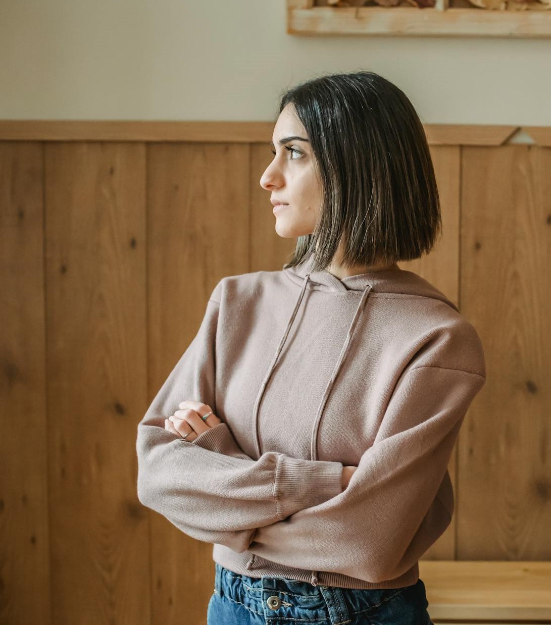 Eine Frau im Gespräch mit jemandem | Quelle: Pexels