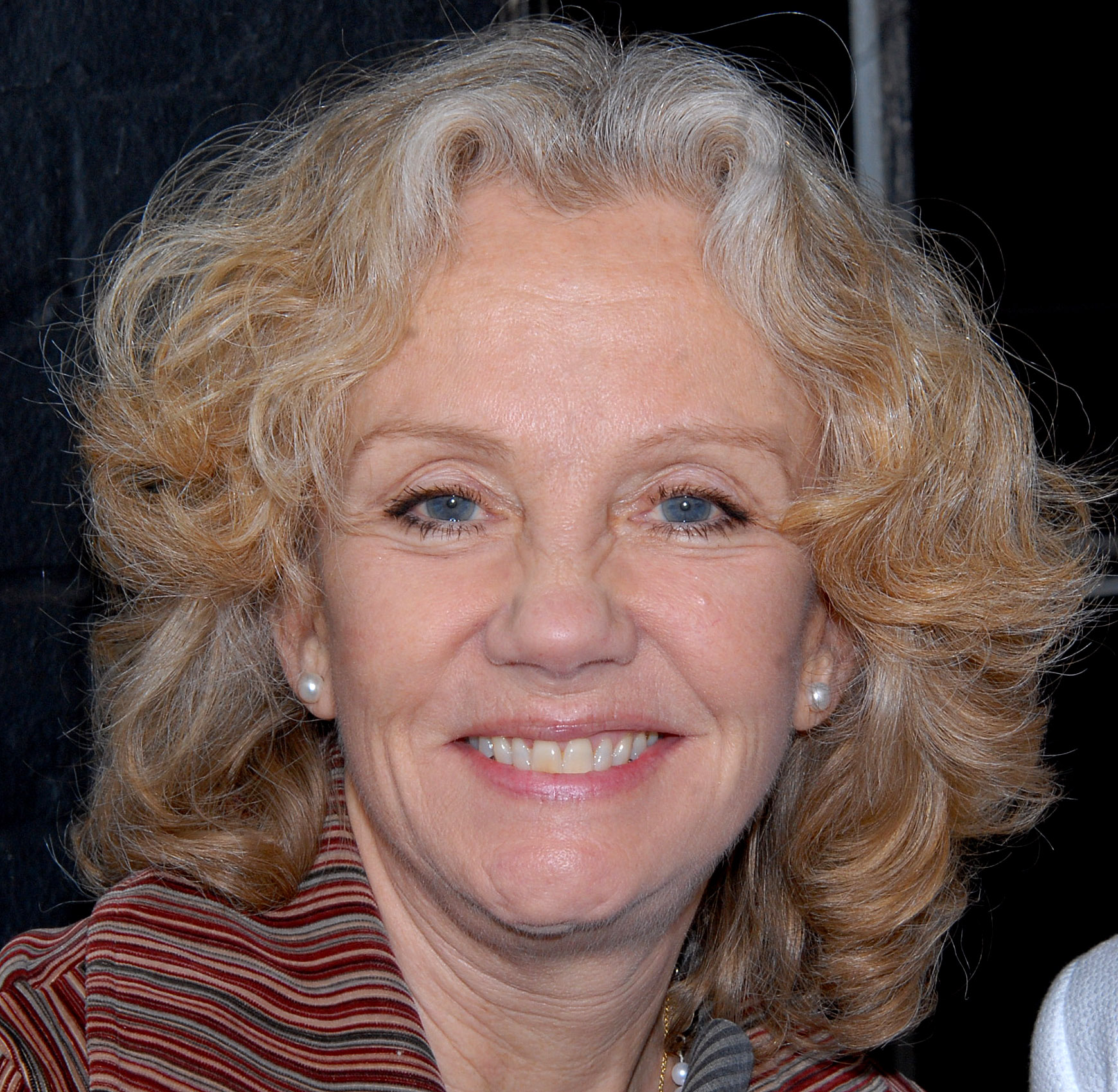 Hayley Mills nimmt an der Enthüllung einer Gedenktafel für Sir John Mills am 9. Mai 2010 in London, England, teil. | Quelle: Getty Images