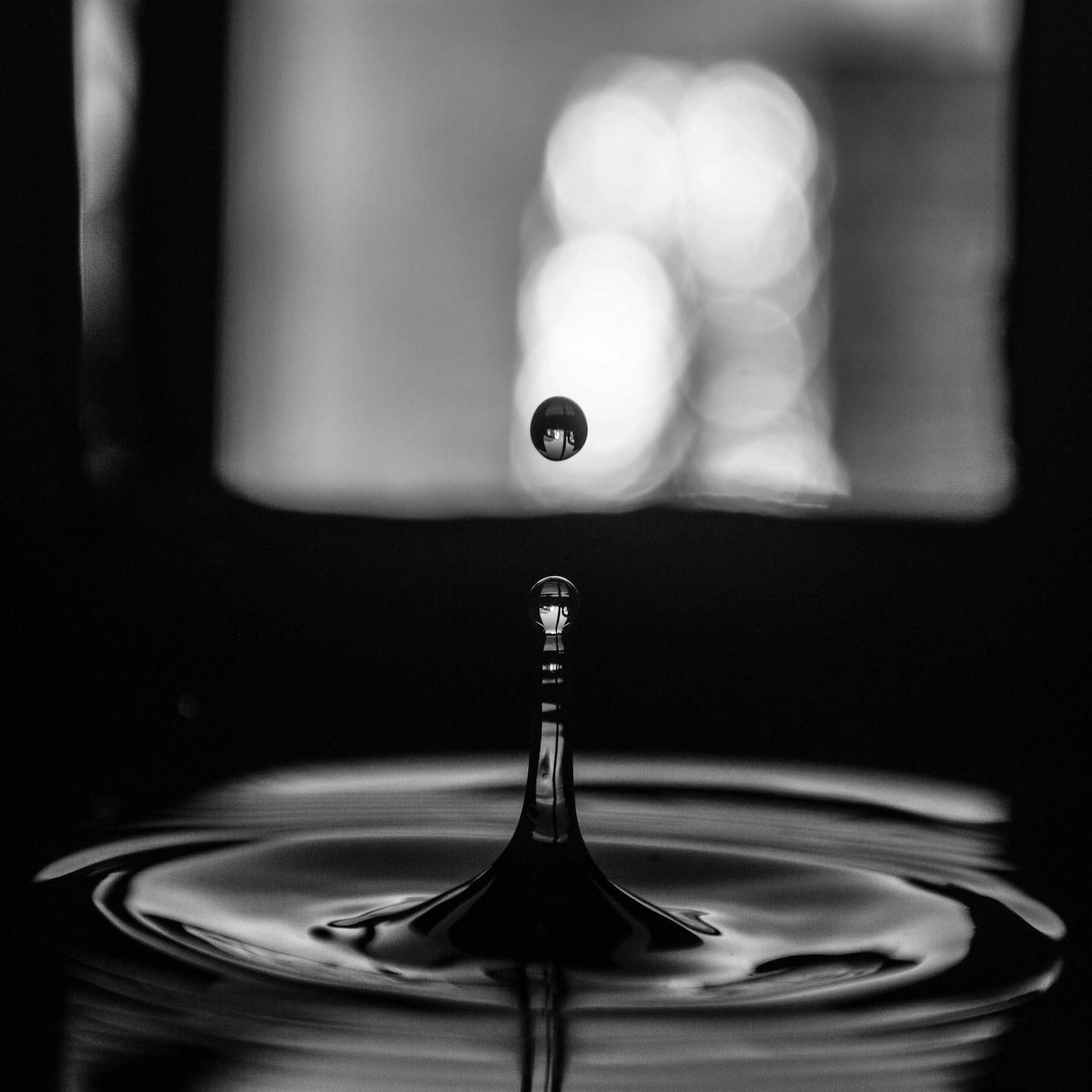 Nahaufnahme von tropfendem Wasser | Quelle: Unsplash
