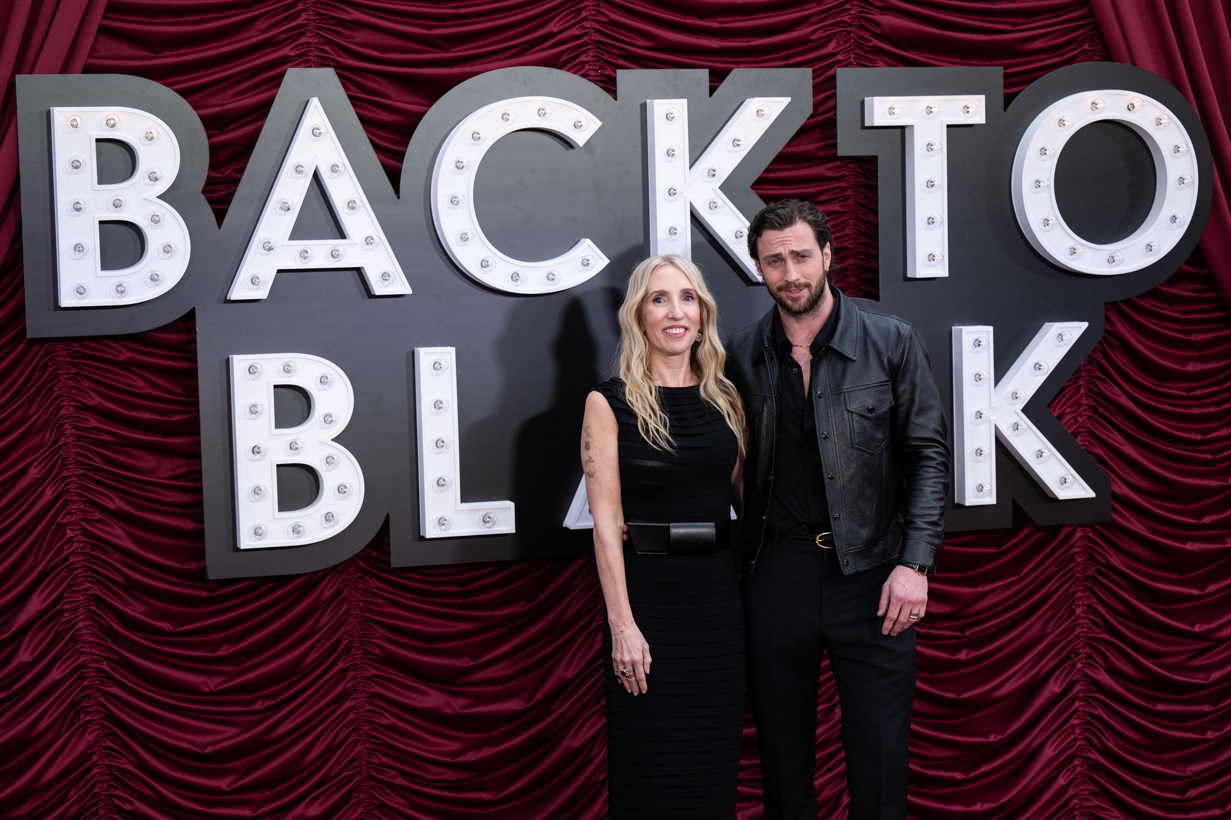 Sam und Aaron Taylor-Johnson bei der Weltpremiere von „Back To Black“ am 8. April 2024 | Quelle: Getty Images