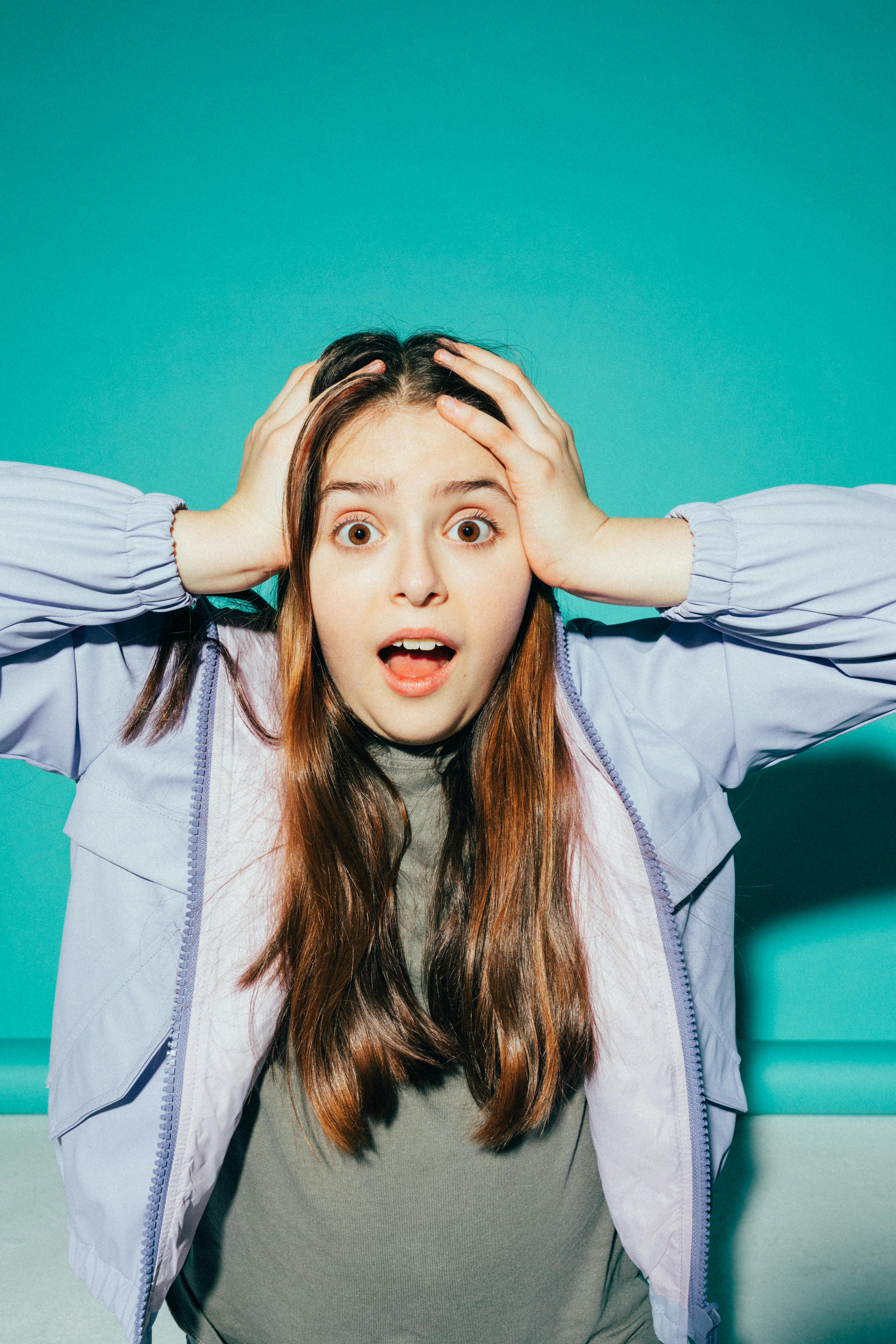 Ein überraschtes Mädchen | Quelle: Pexels