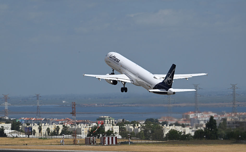 Bild eines Flugzeugs der Lufthansa | Quelle: Getty Images