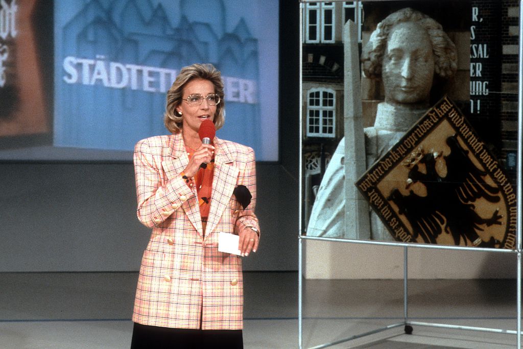 Ilona Christen, ZDF-Sendung "Städteturnier - Kultur im Wettbewerb" am 29.03.1990 in Bremen, Deutschland. | Quelle: Getty Images