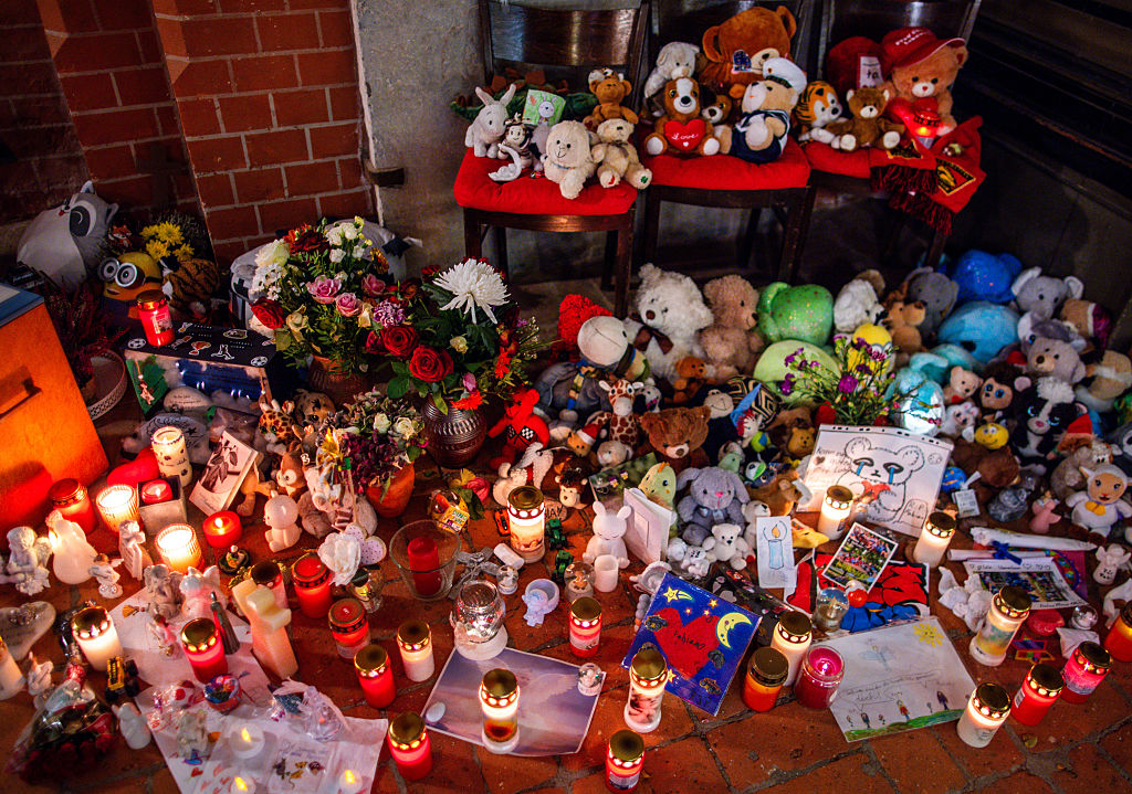 Gottesdienst für den verstorbenen kleinen Fabian aus Güstrow | Quelle: Getty Images