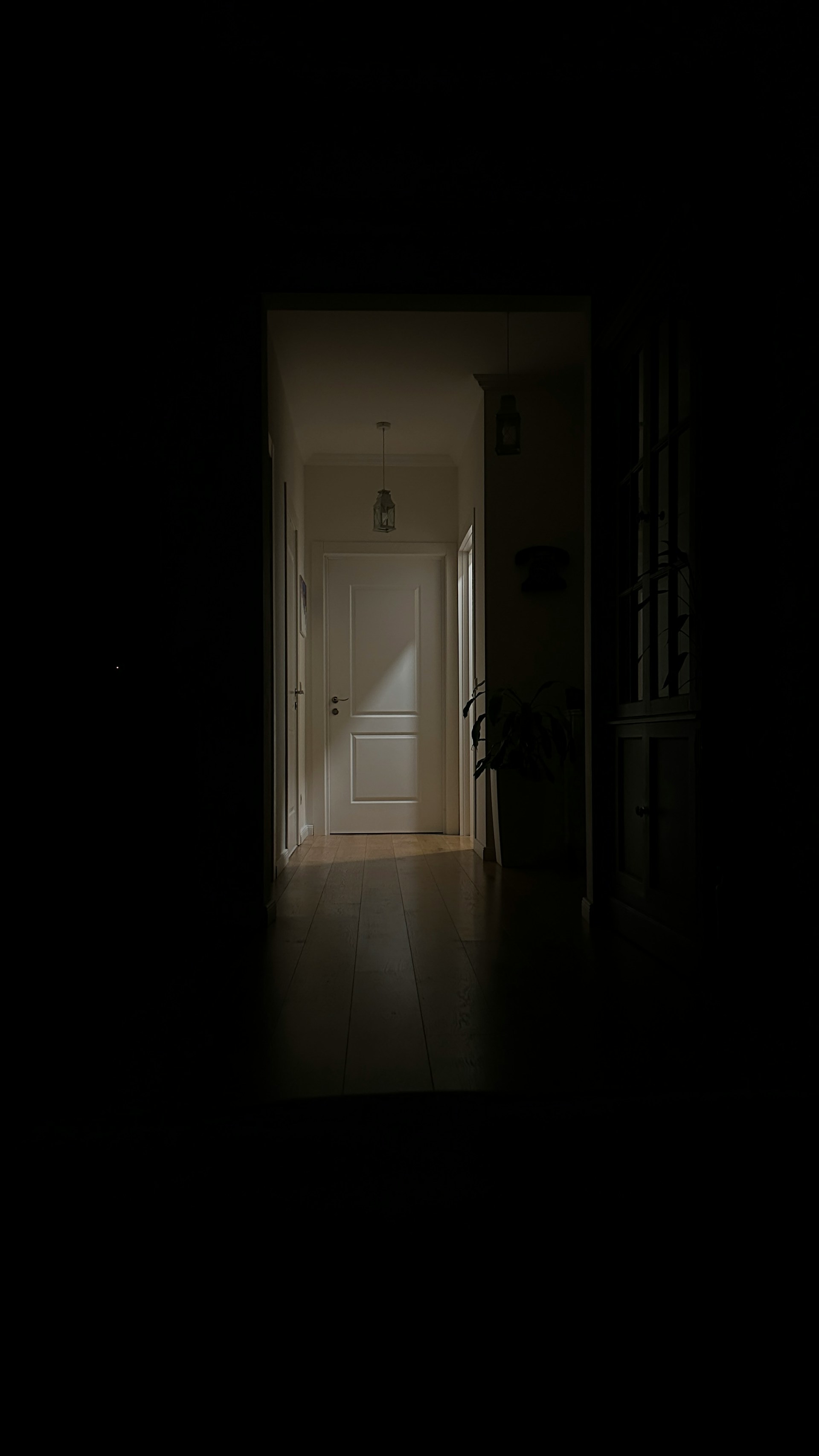 Ein Zimmer im Flur | Quelle: Unsplash