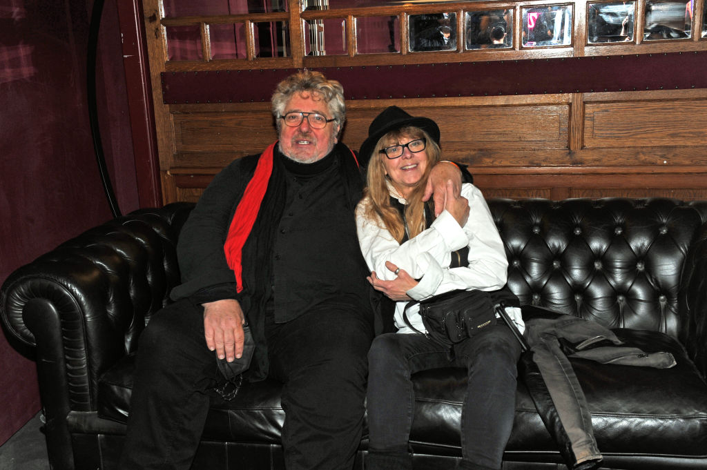 4. November 2021, Bayern, München: Der Schauspieler und Moderator Michael Schanze und seine Frau Uschi Köhl sind Gäste in der neuen Show „Festival“ von Schuhbecks teatro | Quelle: Getty Images