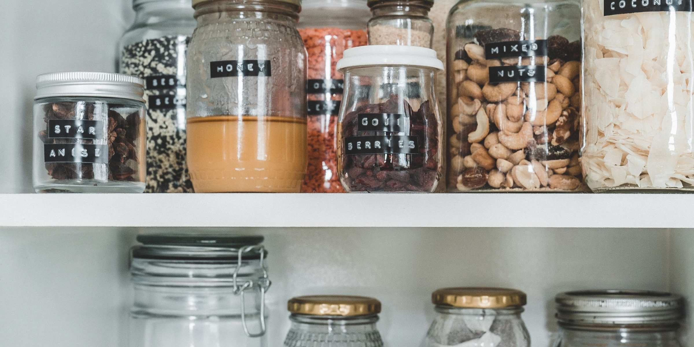 Eine gut organisierte Vorratskammer | Quelle: Pexels