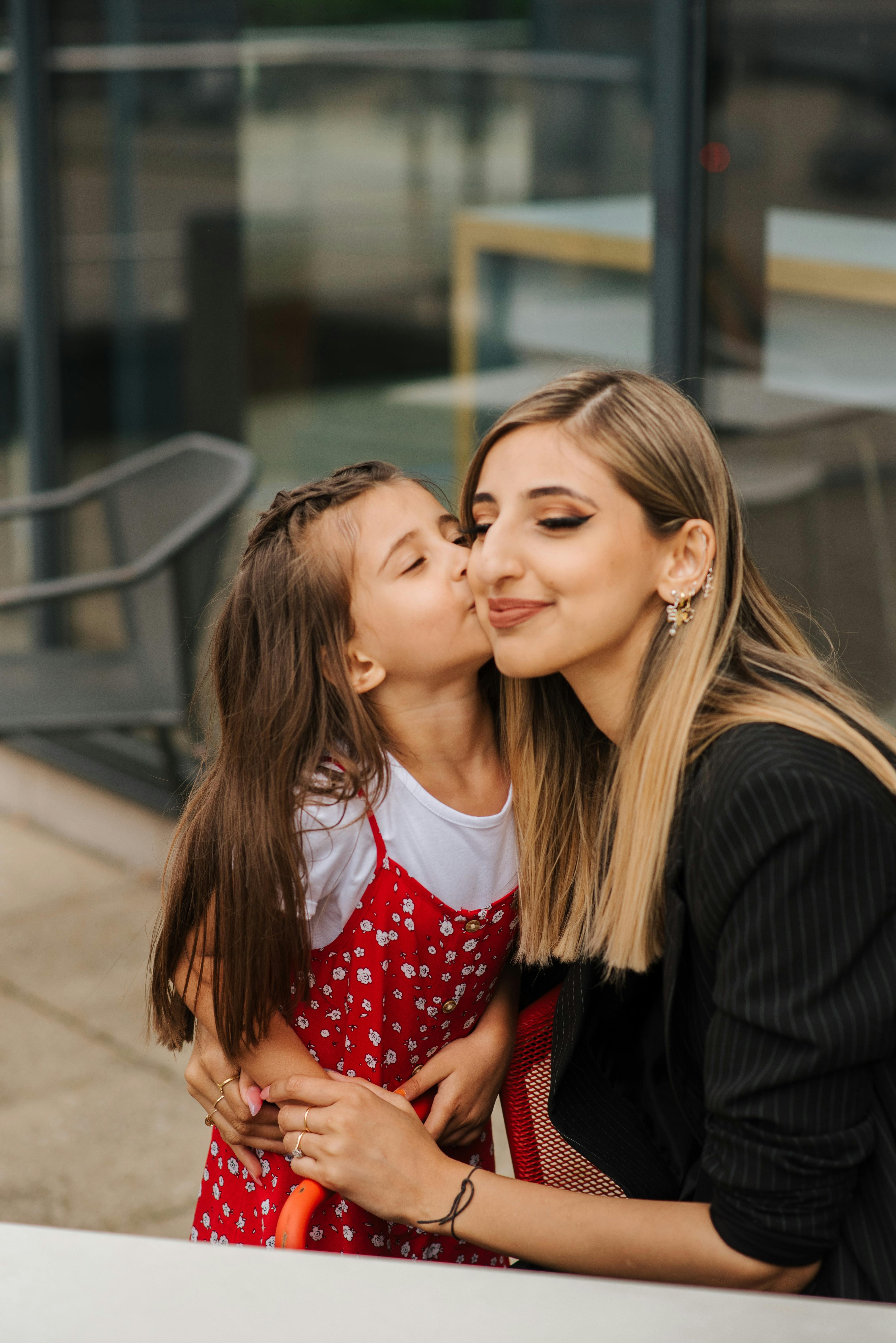 Eine glückliche Mutter-Tochter-Beziehung | Quelle: Pexels