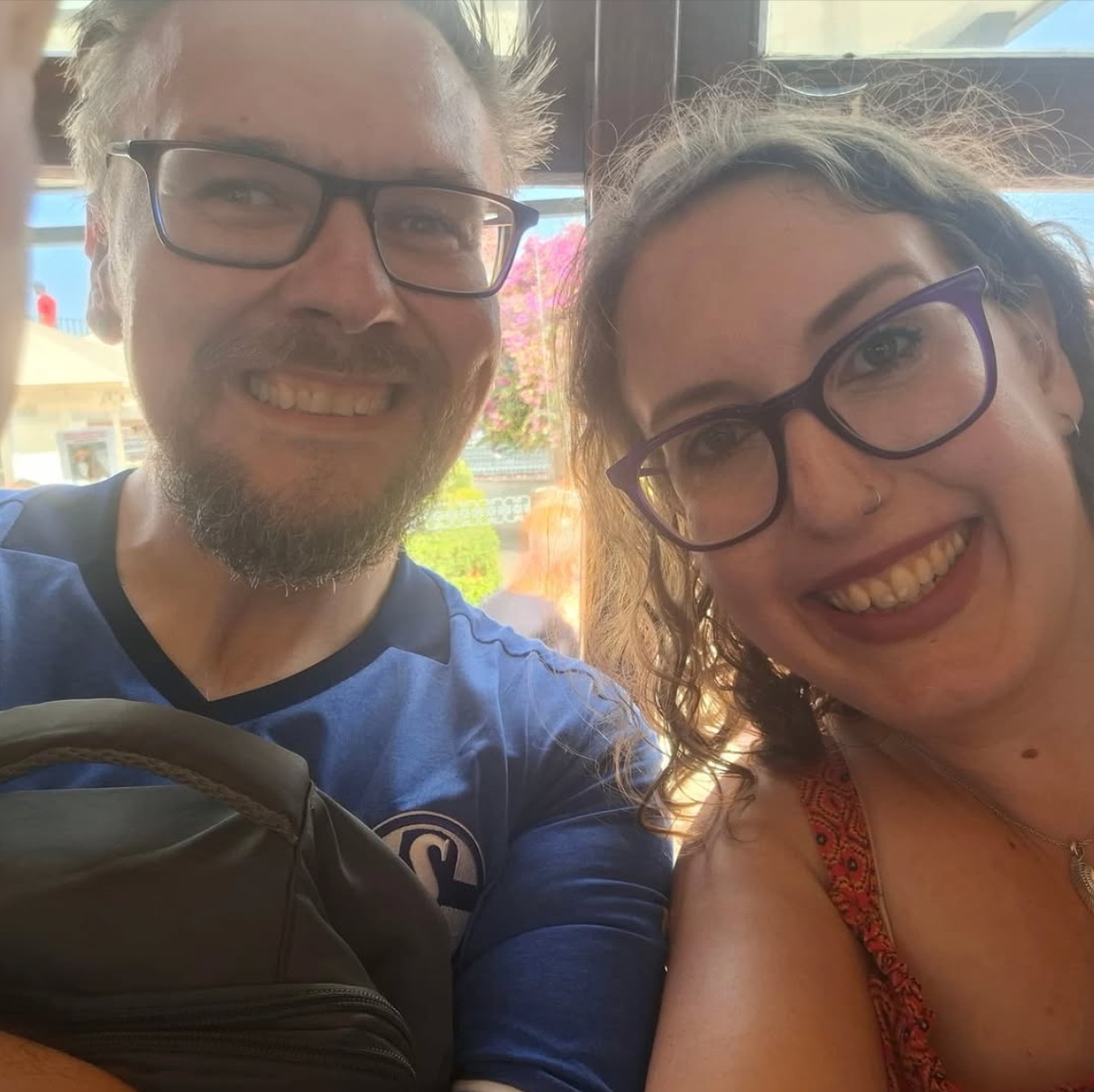 William Nelson und seine Partnerin Kayleigh Smith | Quelle: x.com/BPINewsOrg