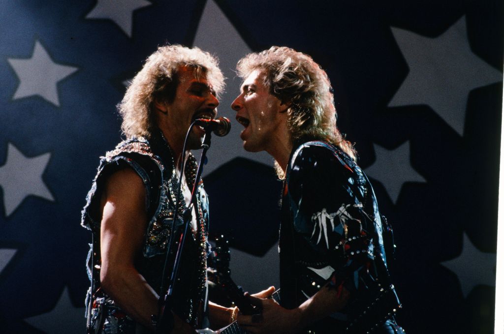 Moskauer Musikfriedensfestival 1989 im Luschniki-Stadion, Moskau, UdSSR, 12. und 13. August 1989. (v. l. n. r.) Rudolf Schenker (Gitarre), Francis Buchholz (Bass) | Quelle: Getty Images