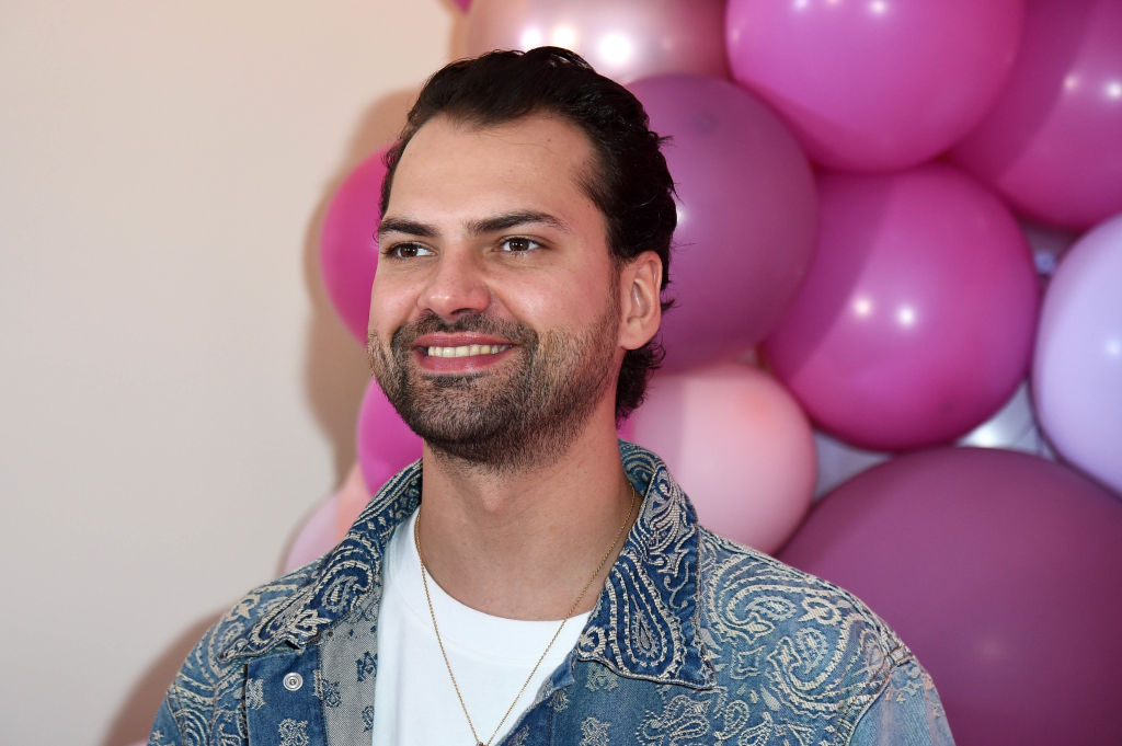 Jimi Blue Ochsenknecht bei der 4. Saison von „Diese Ochsenknechts“-Fotokonferenz im International Club am 20. März 2025 in Berlin | Quelle: Getty Images