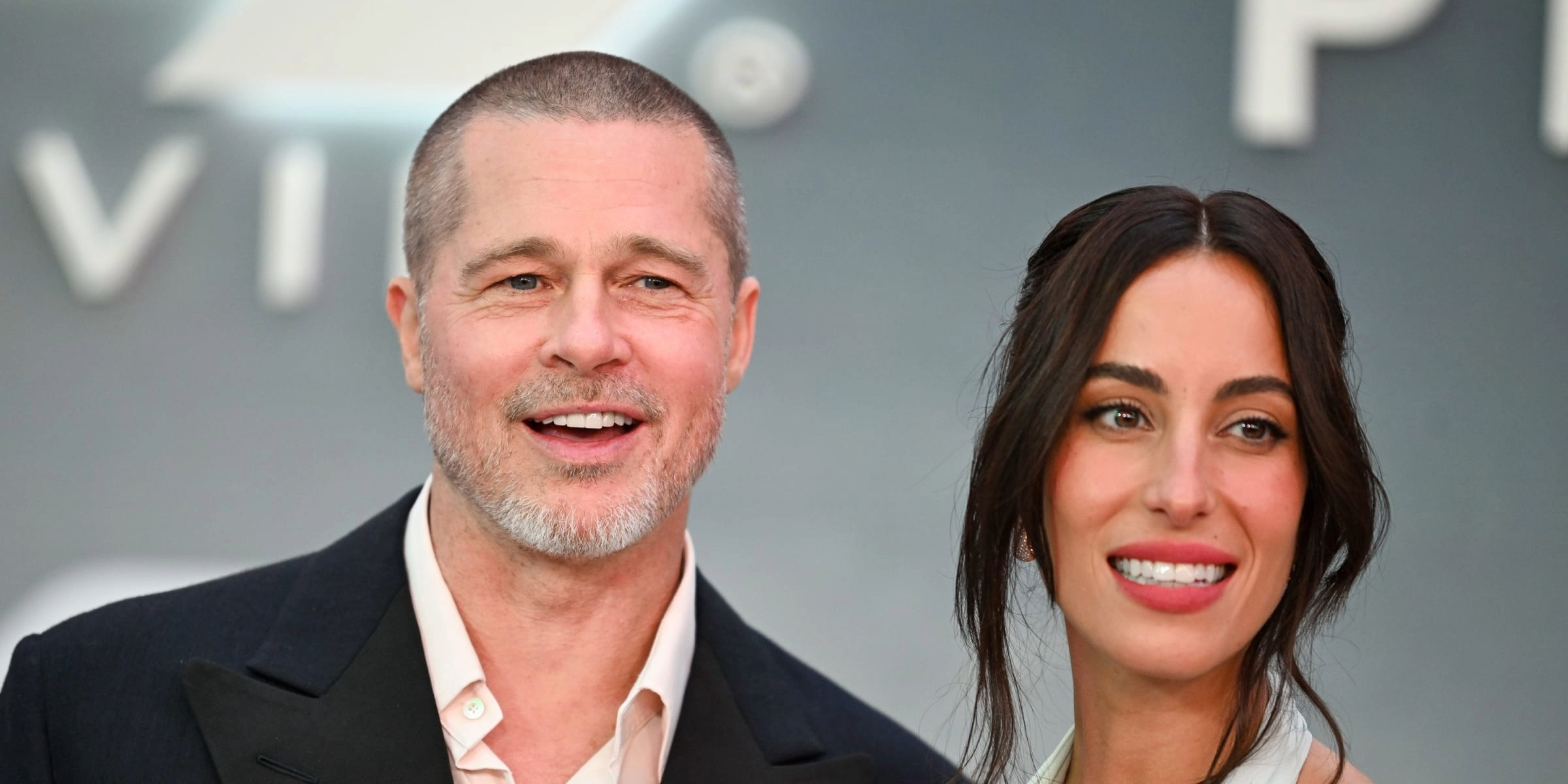Brad Pitt und Ines de Ramon | Quelle: Getty Images