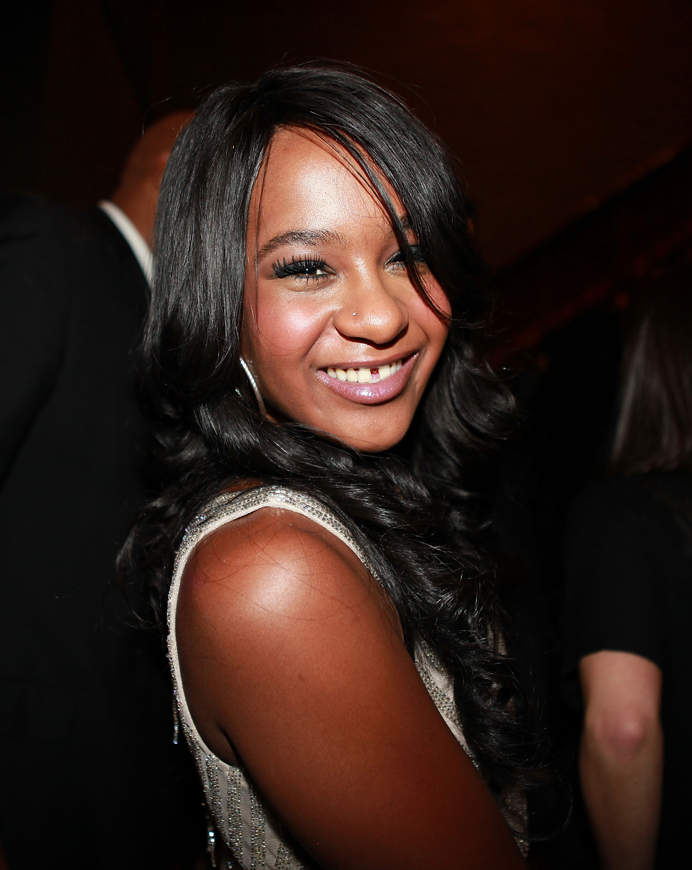 Bobbi Kristina Brown starb nach monatelanger medizinischer Behandlung, nachdem sie zu Hause bewusstlos aufgefunden worden war. Die Behörden führten ihren Tod letztendlich auf einen Ertrinkungsunfall in Verbindung mit einer Drogenvergiftung zurück. | Quelle: Getty Images