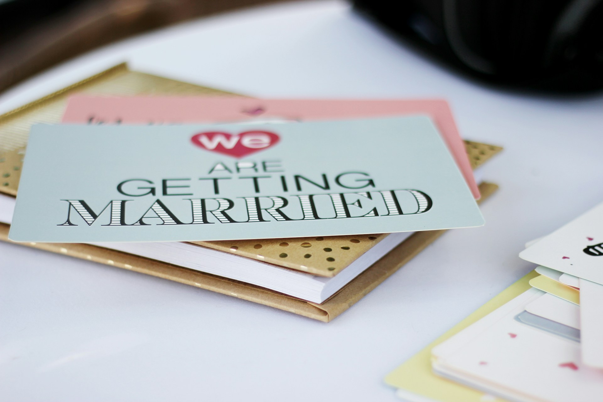 Eine Hochzeitseinladung | Quelle: Unsplash