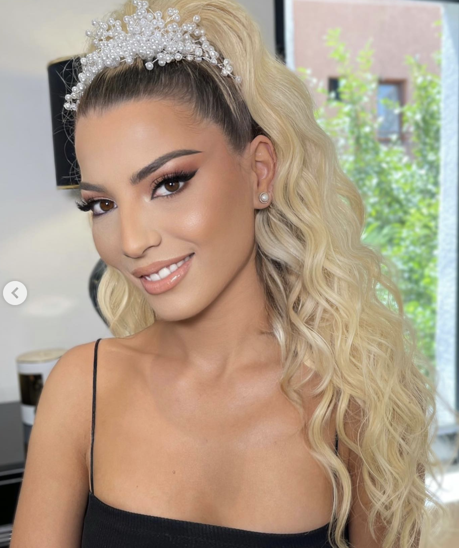 Die Braut, nachdem sie geschminkt wurde | Quelle: Instagram/arber_bytyqi_mua