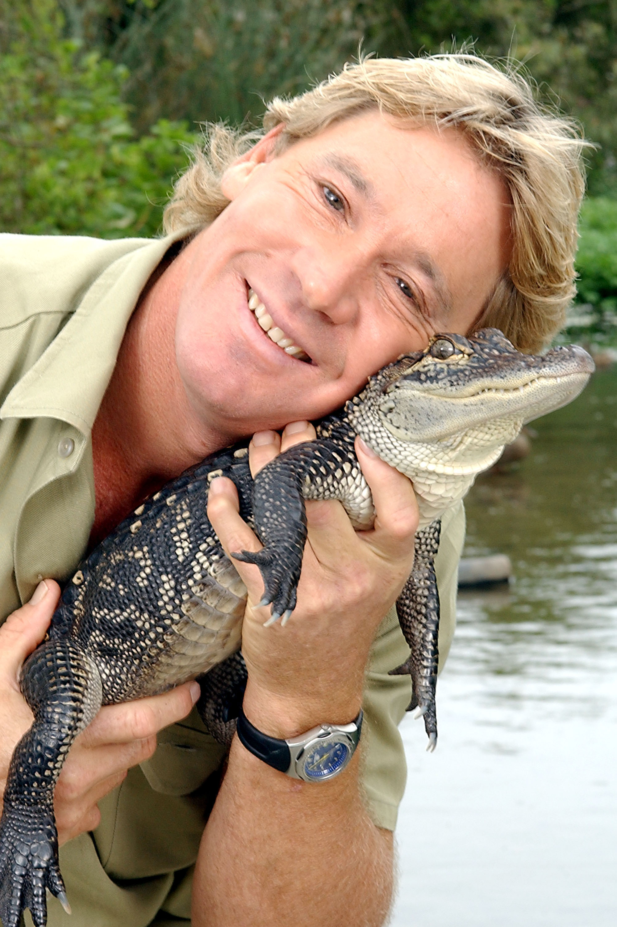 Steve Irwin starb 2006 und hinterließ Bindi und Robert, die ohne ihren Vater aufwachsen mussten, der den Naturschutz zu seiner Lebensaufgabe gemacht hatte. Beide Geschwister widmeten schließlich einen Großteil ihres eigenen Lebens der Fortführung dieser Mission. | Quelle: Getty Images