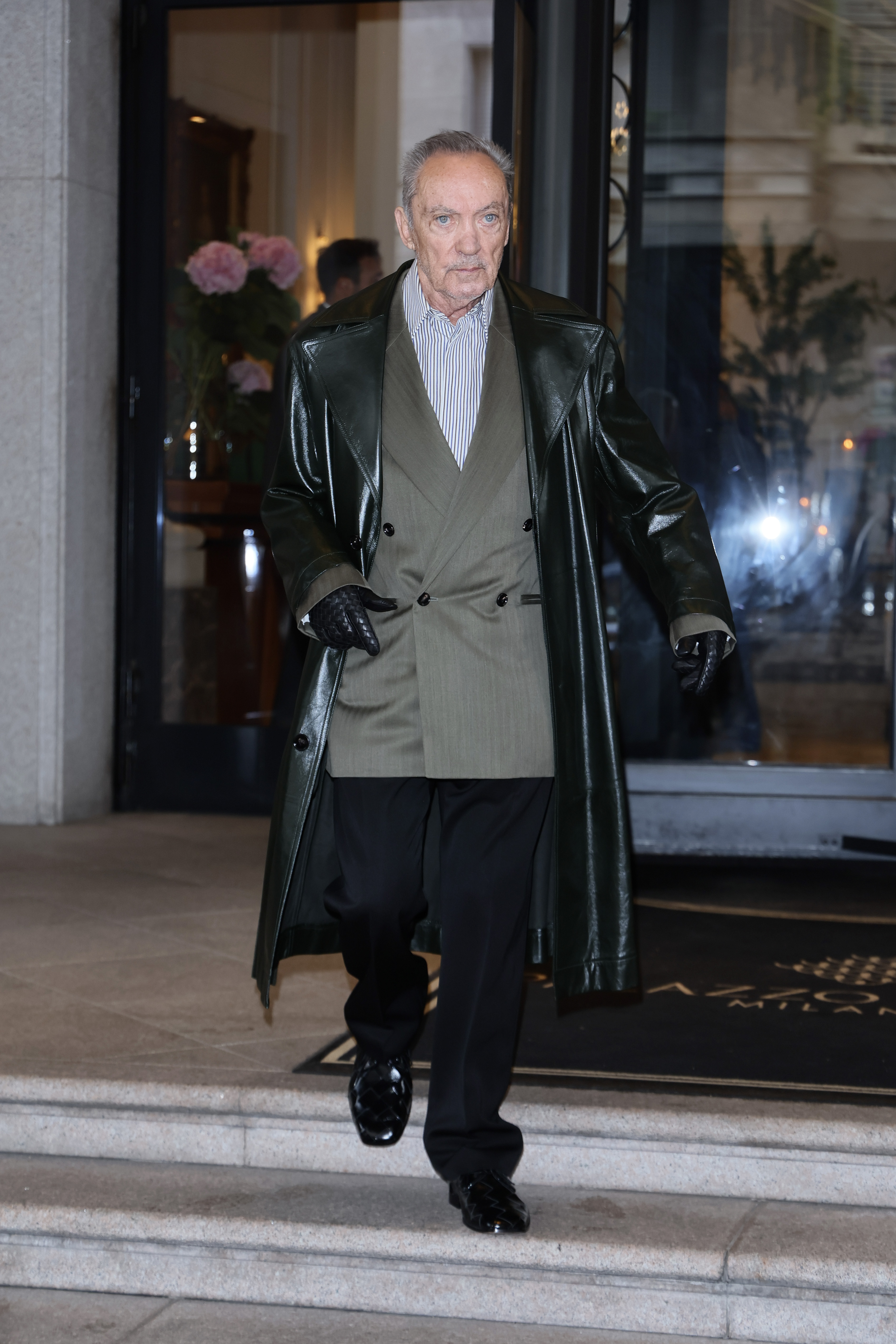 Udo Kiers letzter öffentlicher Auftritt am 27. September 2025 bei der Bottega Veneta Summer 2026 Modenschau in Mailand, Italien | Quelle: Getty Images