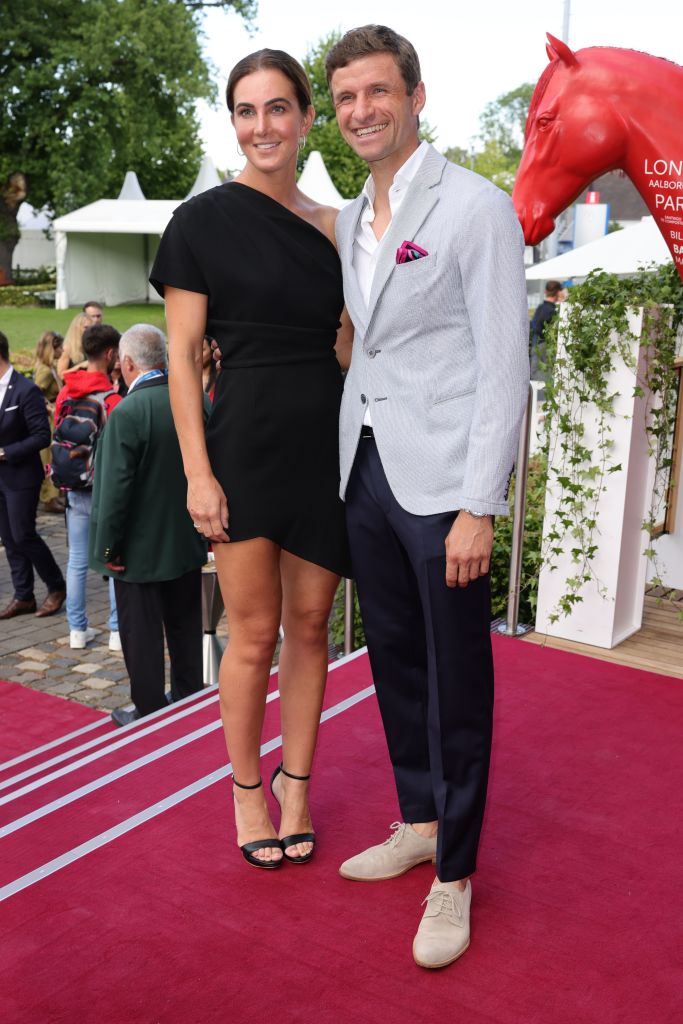 Lisa Müller und Thomas Müller nehmen am 28. Juni 2022 in Aachen an der CHIO 2022 – Media Night teil. | Quelle: Getty Images