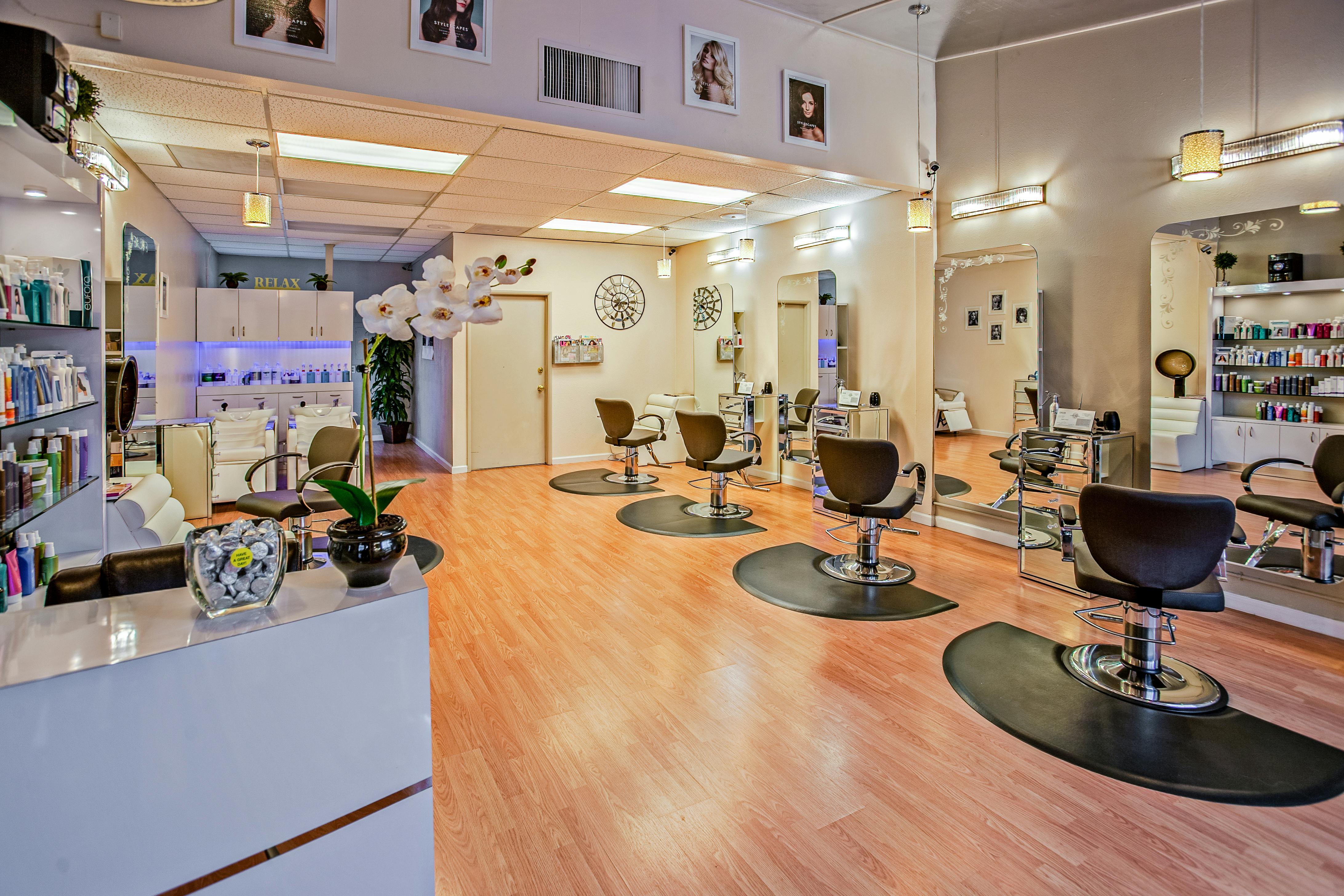 Das Innere eines Friseursalons | Quelle: Pexels