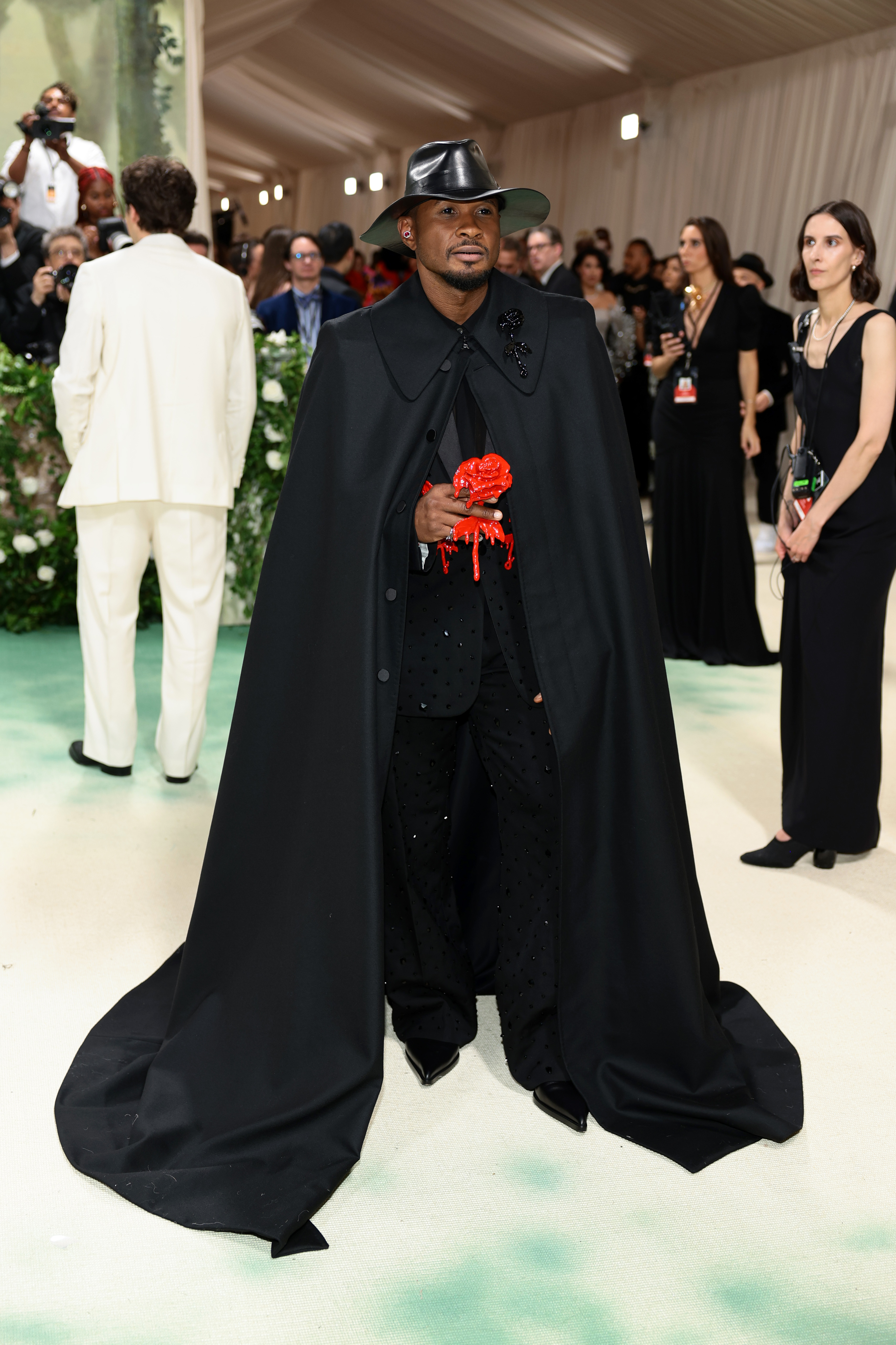 Usher besucht die Met Gala | Quelle: Getty Images