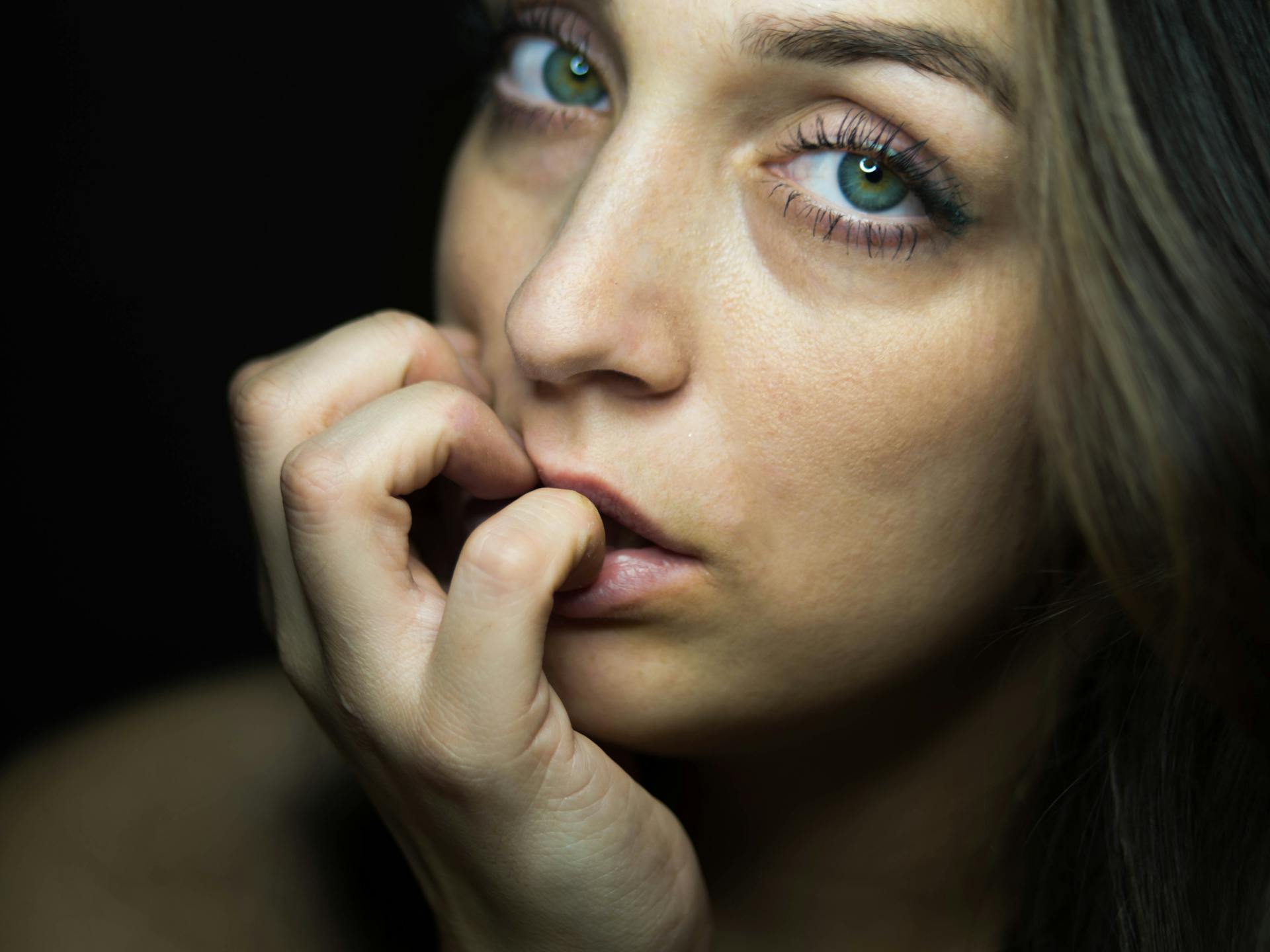 Eine besorgte Frau | Quelle: Pexels
