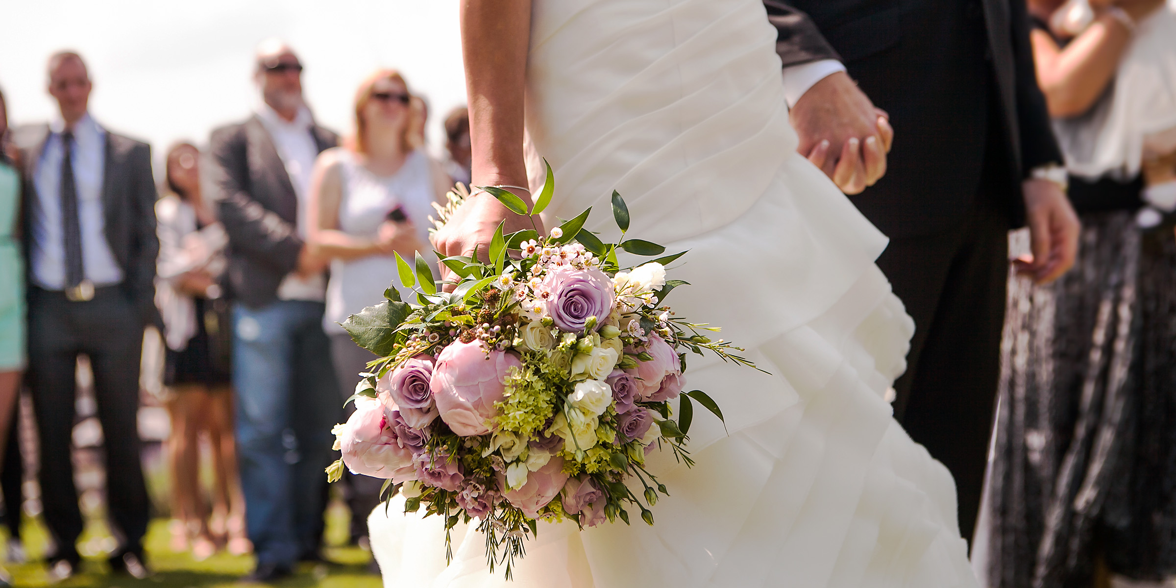 Ein Paar, das heiratet | Quelle: Shutterstock