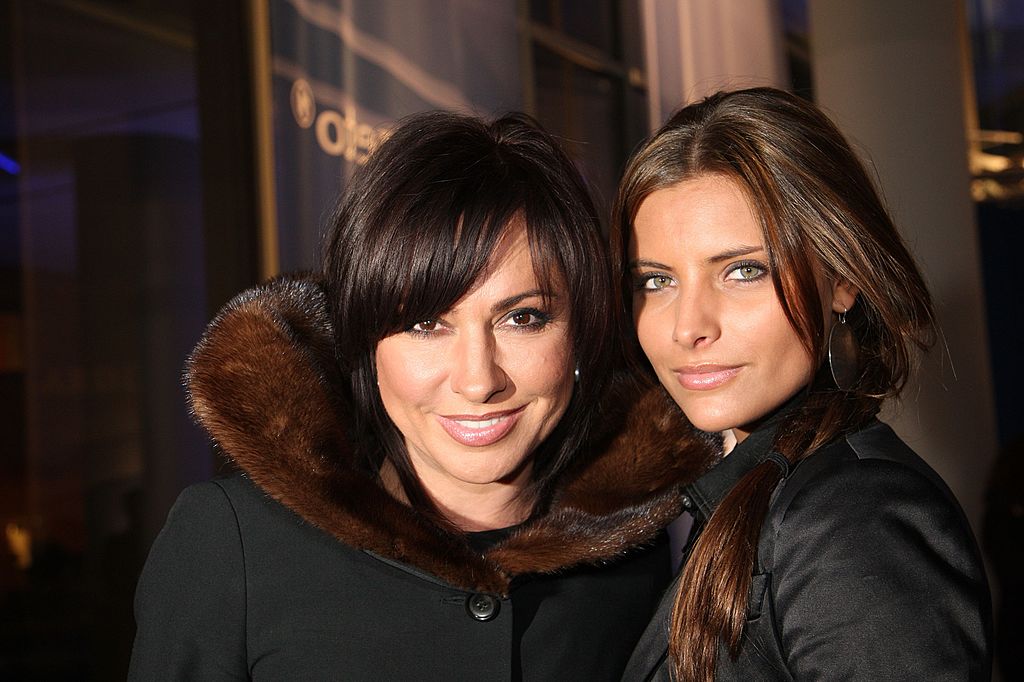 Schauspielerin Simone Thomalla und ihre Tochter Sophia bei der ARD "Blue Hour - The Opening Party" | Quelle: Getty Images