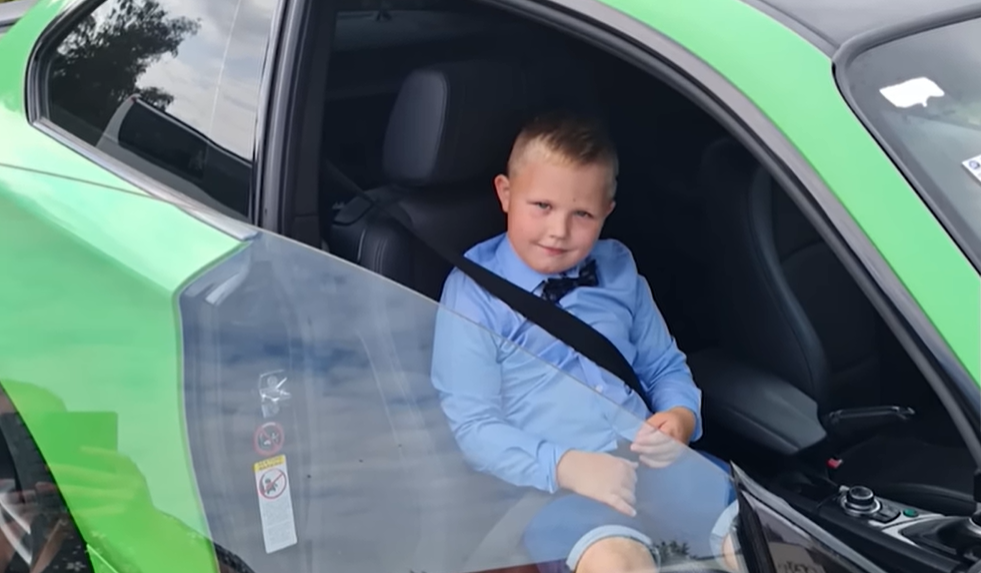 Der kleine Fabian. | Quelle: youtube.com/watch?v=0HtILDo_TUQ