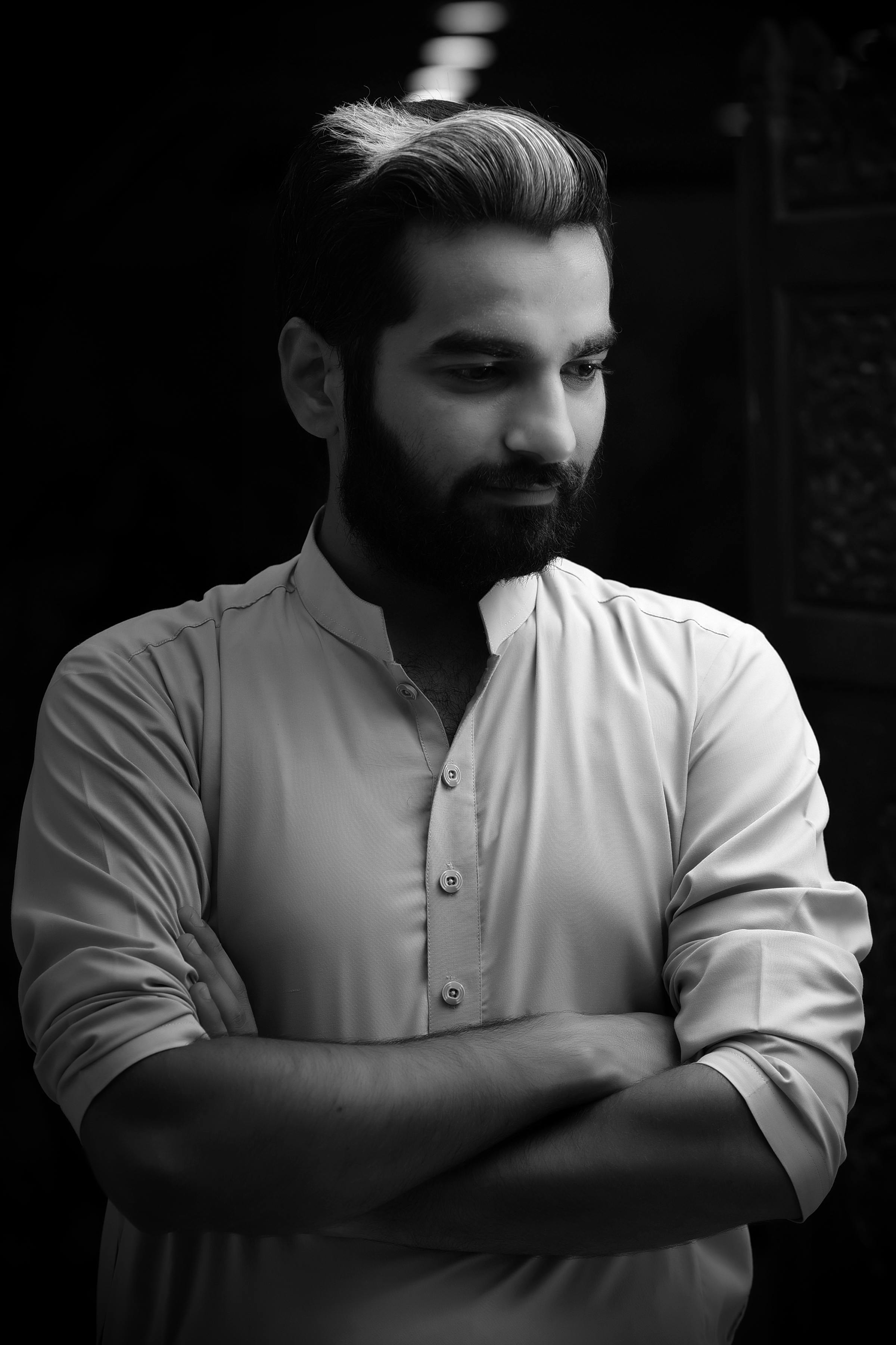 Ein ernster Mann | Quelle: Pexels