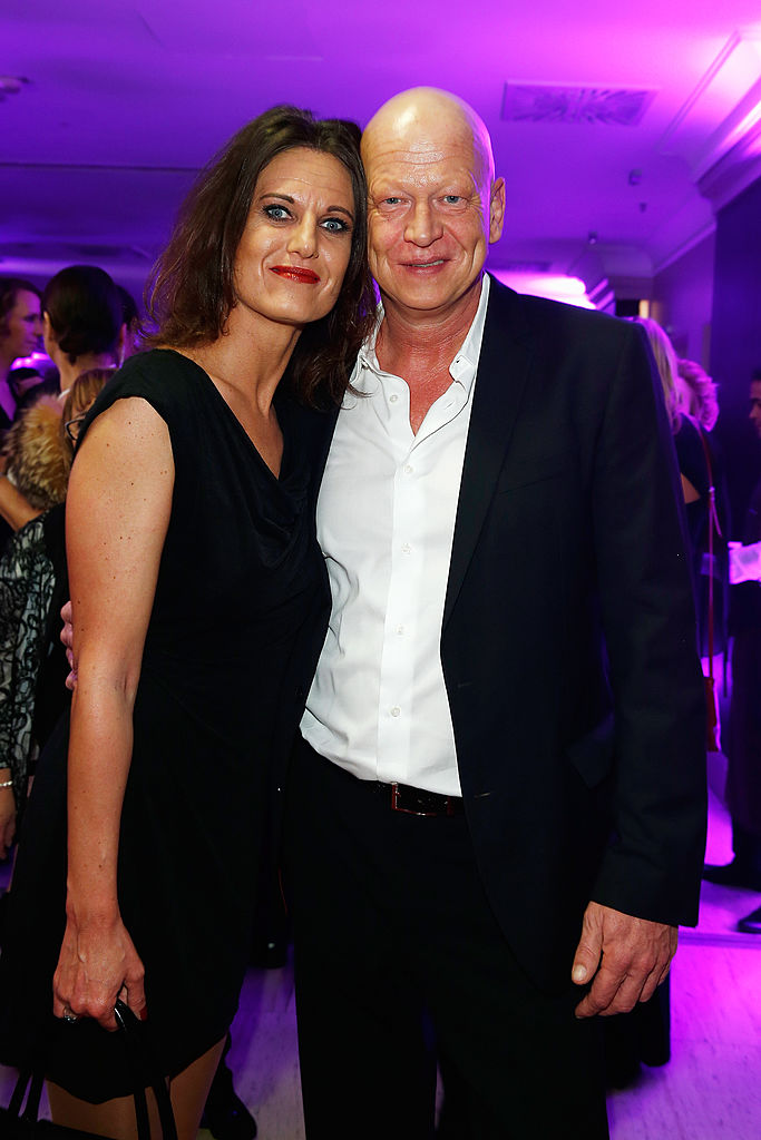 Michael Naseband und Partnerin bei der Verleihung des GLORIA - German Cosmetic Award im Hilton Hotel am 21. März 2014 in Düsseldorf, Deutschland | Quelle: Getty Images